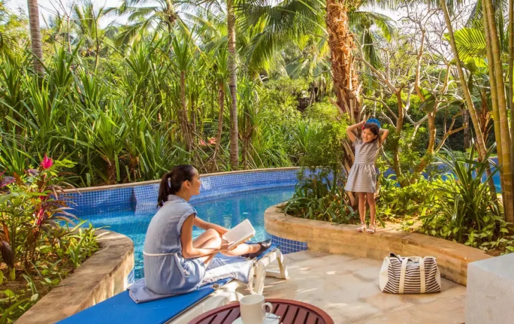 Club Med Sanya Deluxe Room Swim up