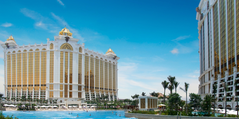Galaxy Macau - Grand Resort Deck Skytop Wave Pool.jpg