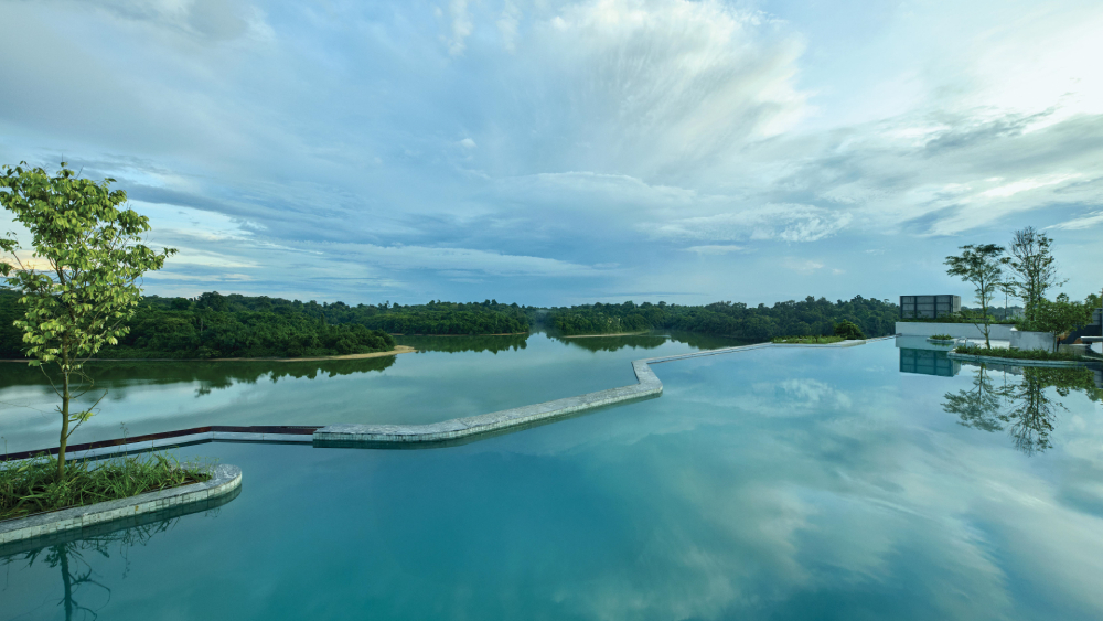 Rooftop Pool 1920x1080.jpg