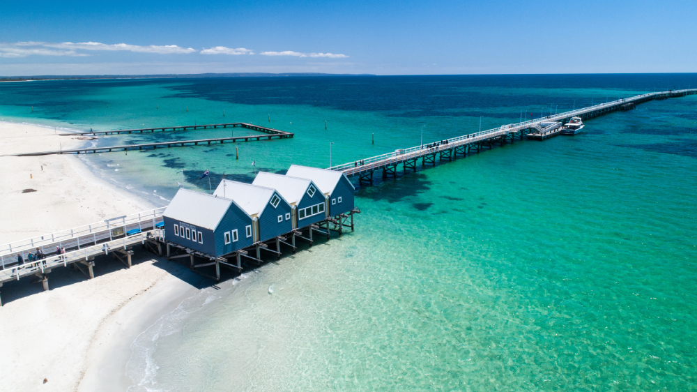 bulesston jetty 41042.jpg