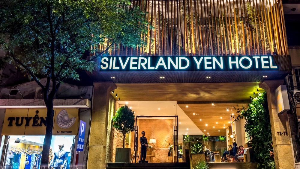 website Silverland (1).jpg
